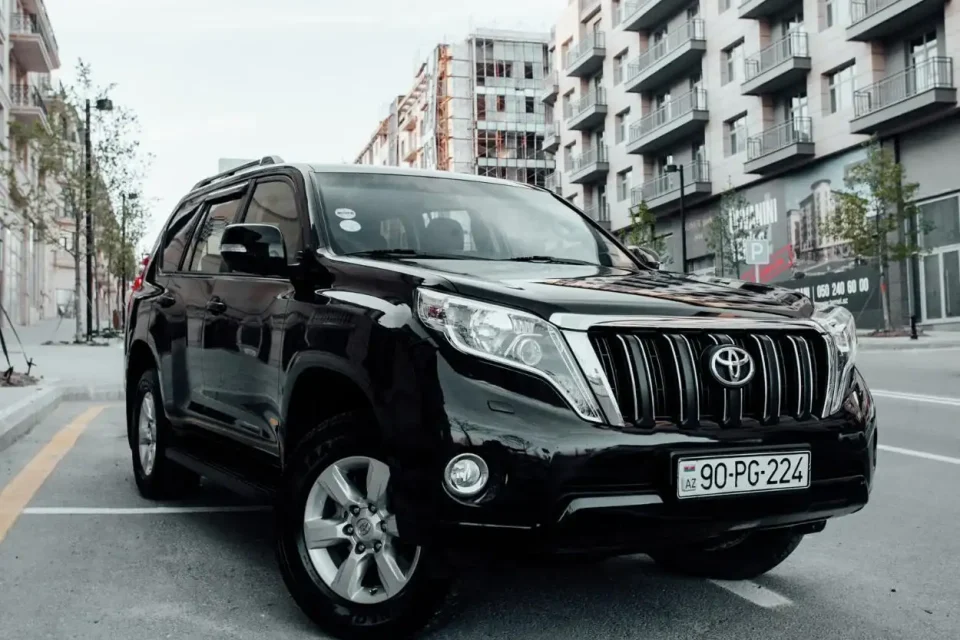 toyota prado (1)